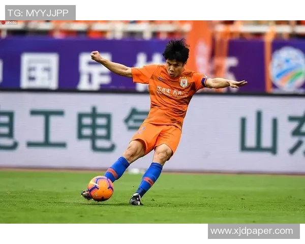 聚焦新生代足球新星闪耀绿茵场引领未来足坛激情风暴